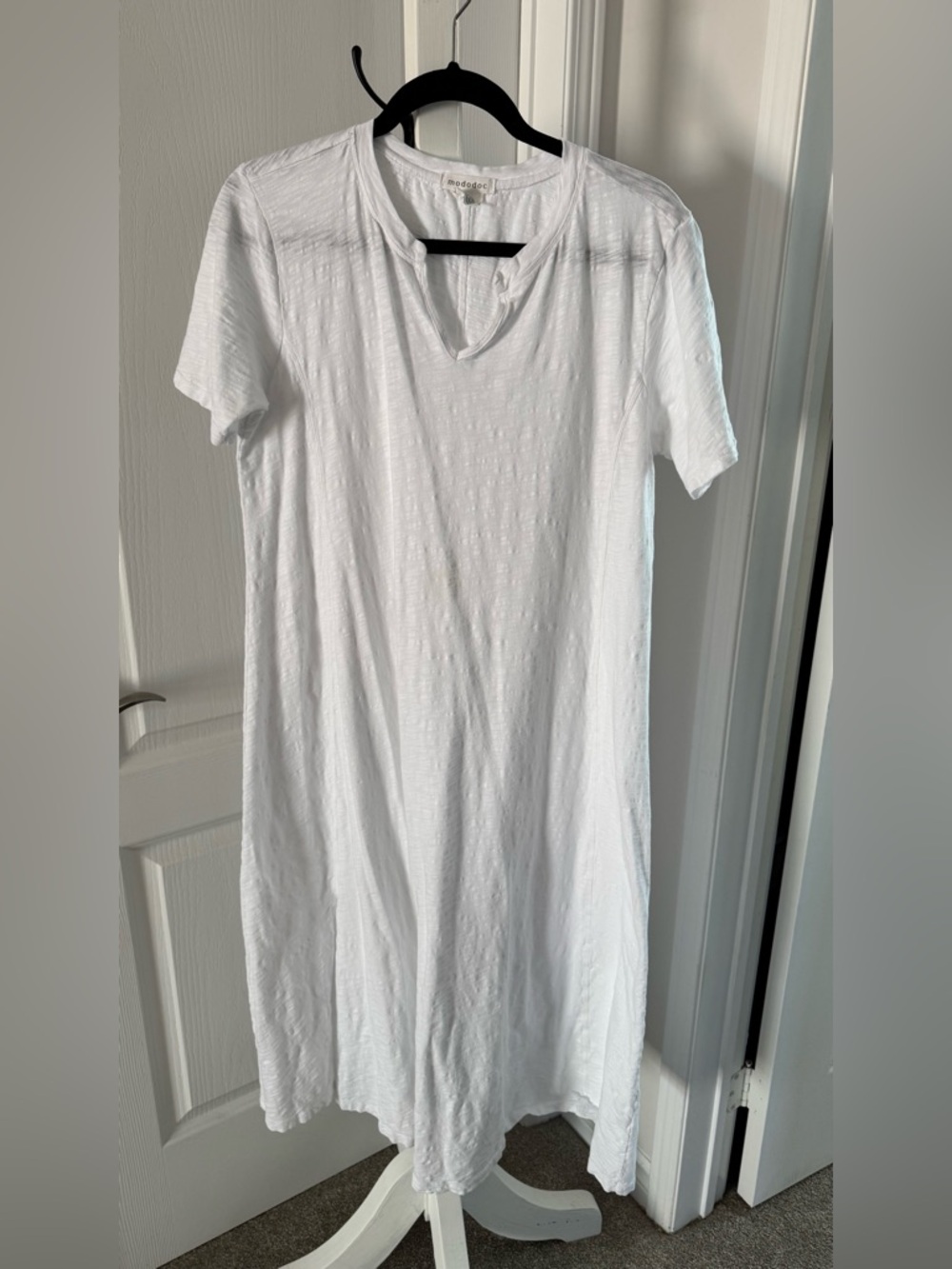 Mododoc White Textured V-Neck T-Shirt Dress - Size L